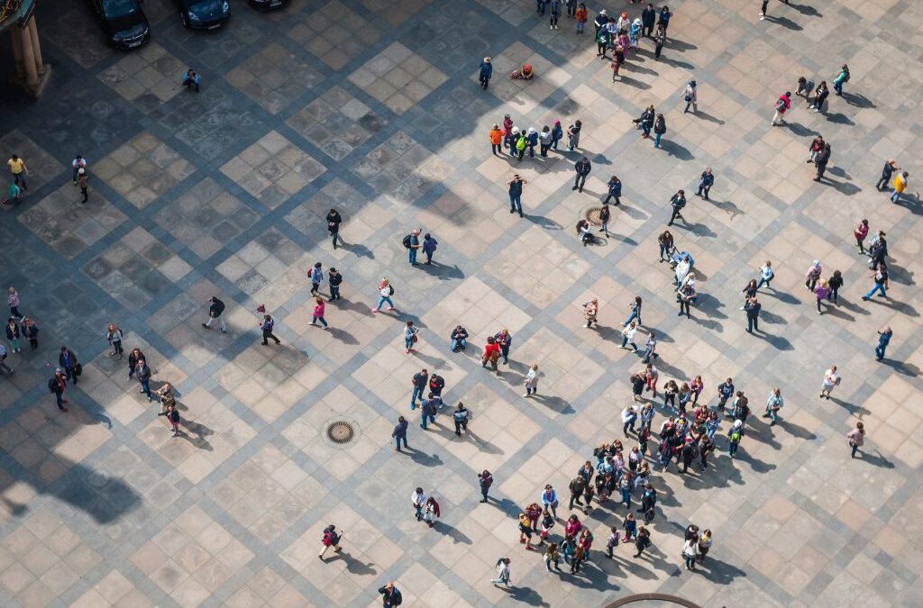 COVID-19 Risks at Large Events: How to Stay Safe in 2025